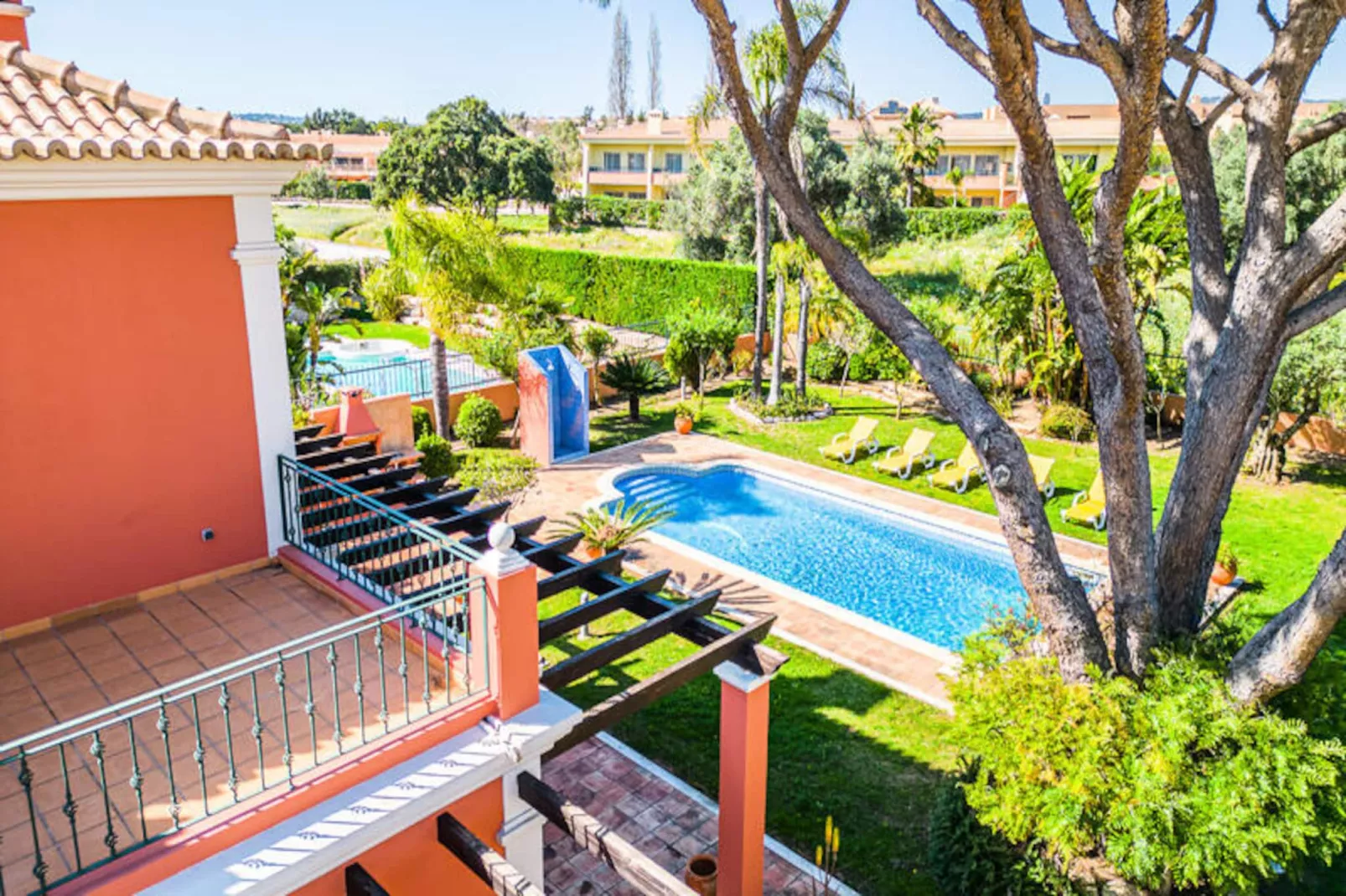 Maison à Quarteira-Niet-getagd