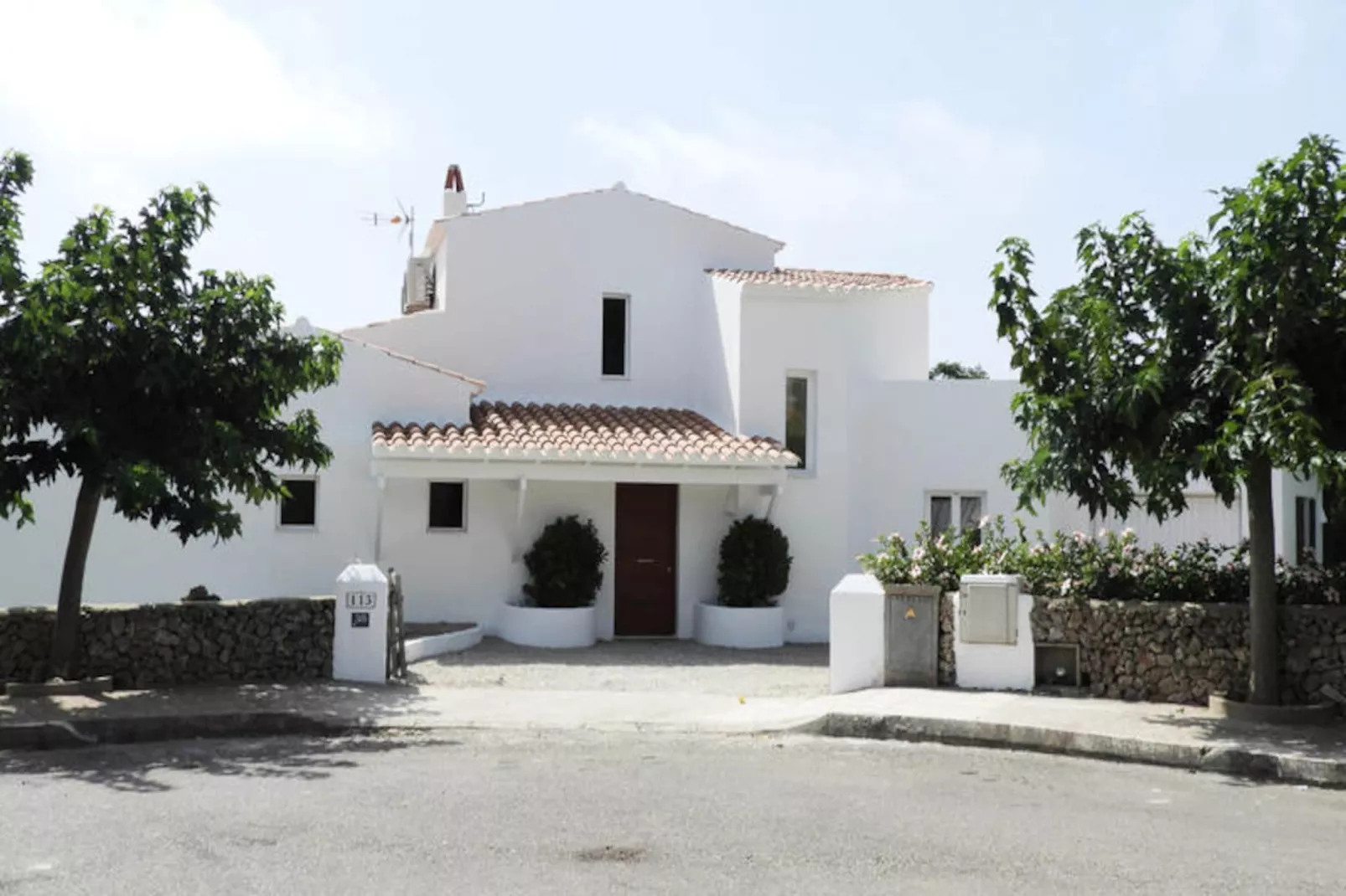 Maison à Binisafuller-Image-tags.