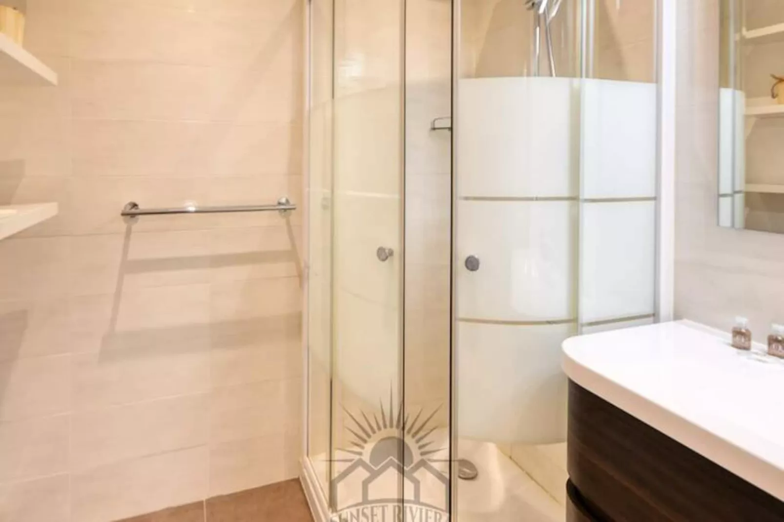 Le Carnot Appartement Pour 2 By Sunset-Image-tags.