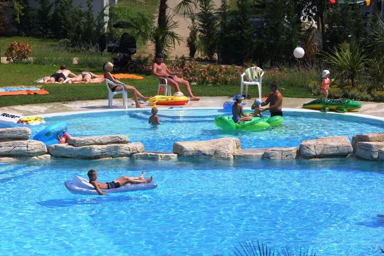 Holiday park Bella Italia, Peschiera-Ortensia-Zwembad