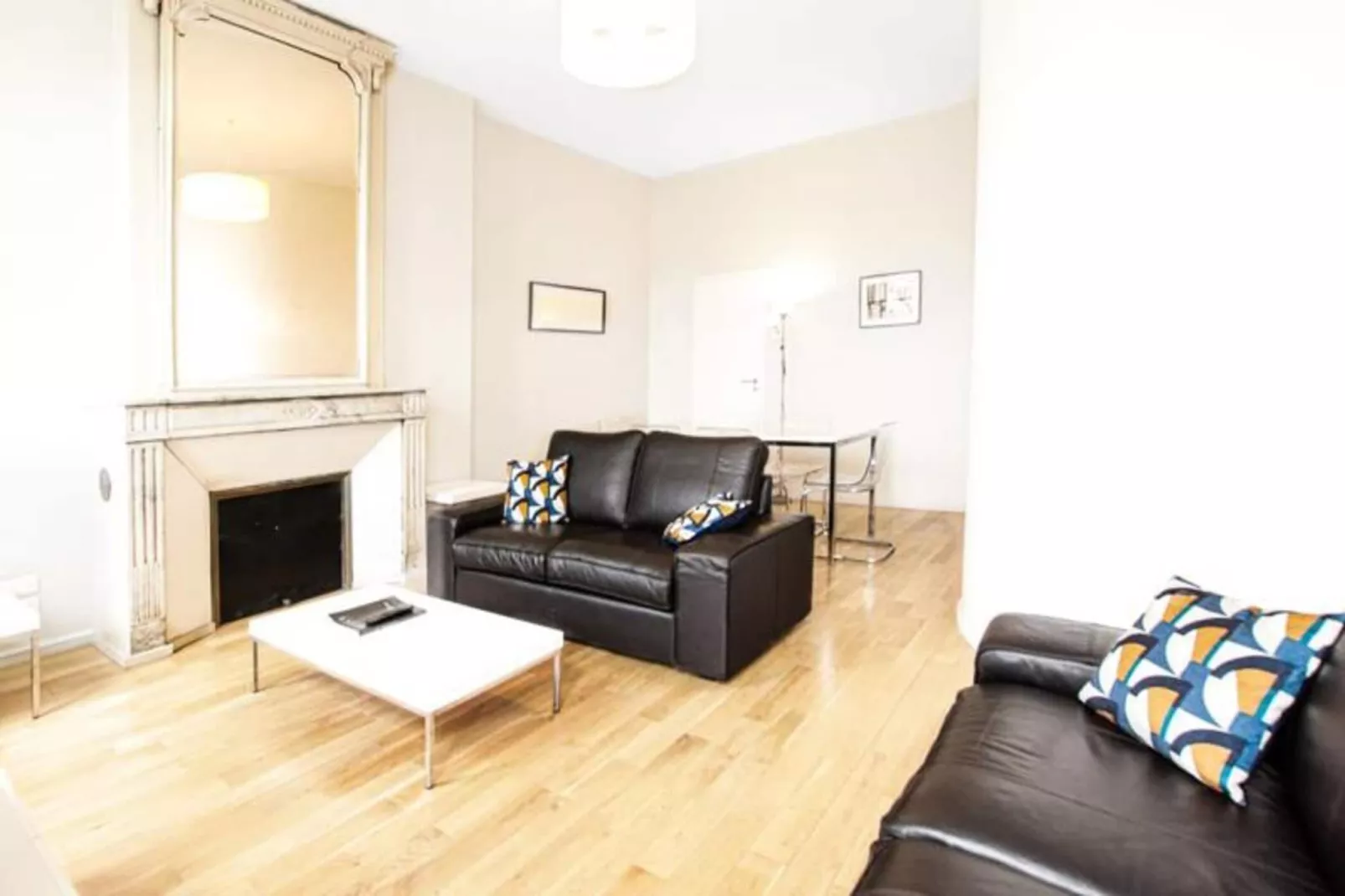 Appartement T3 De Prestige Proche Du Jardin Public De Bordeaux