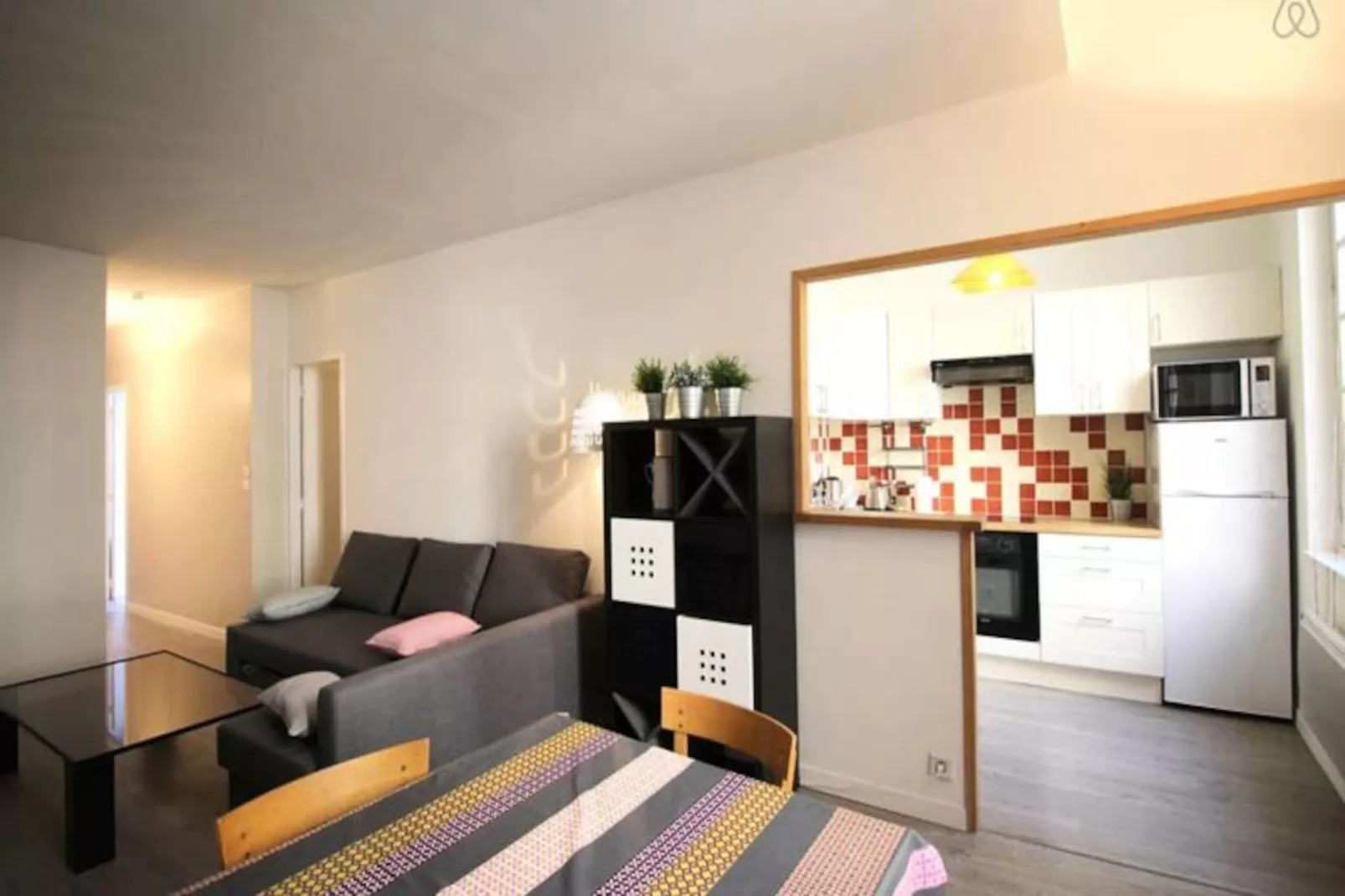 Magnifique Appartement De Charme Confortable Pour 6 Dans La Rue Ausone