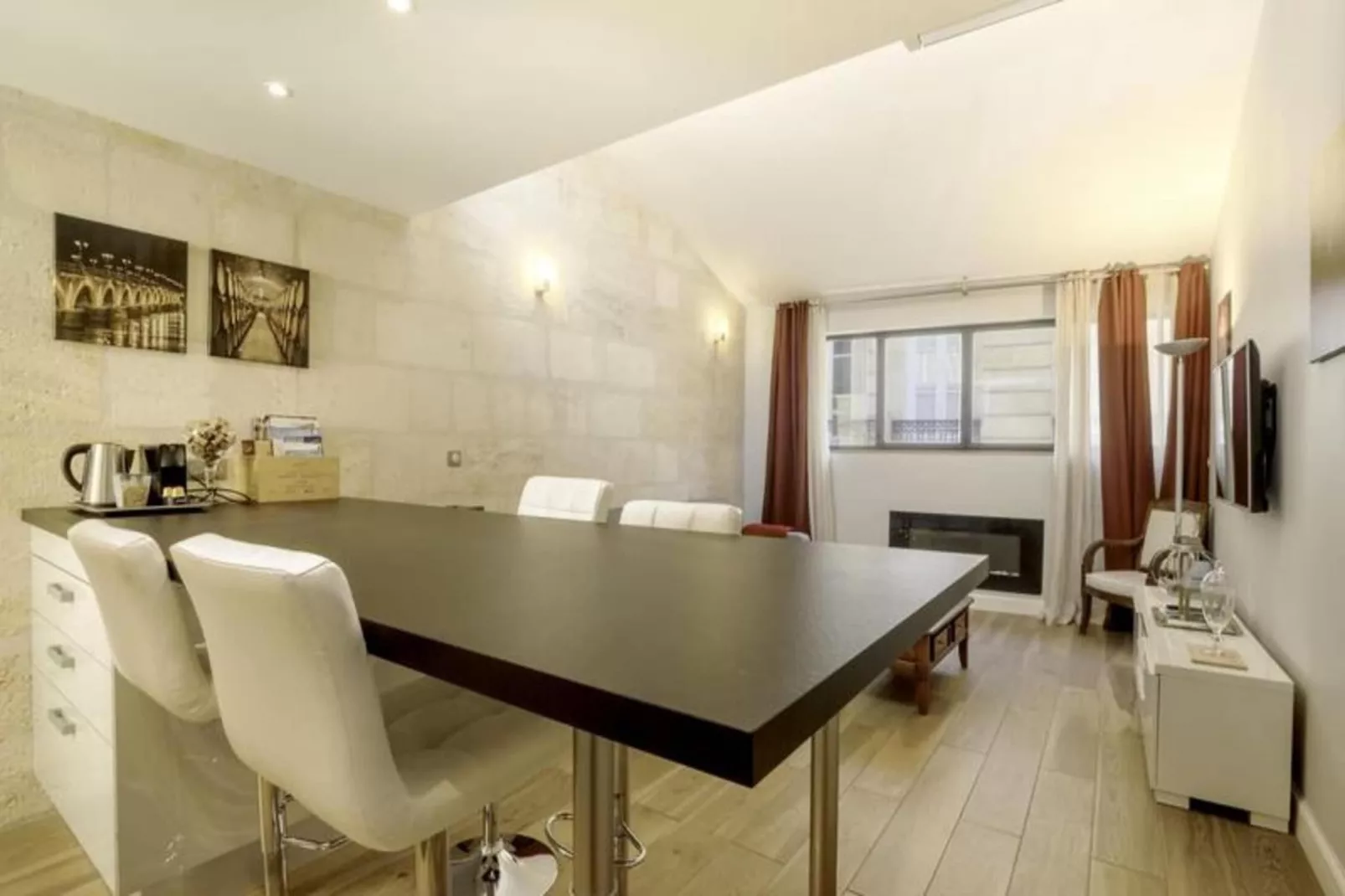 Superbe Duplex De Qualit&eacute;, En Hypercentre Avec Rooftop Et Climatisation