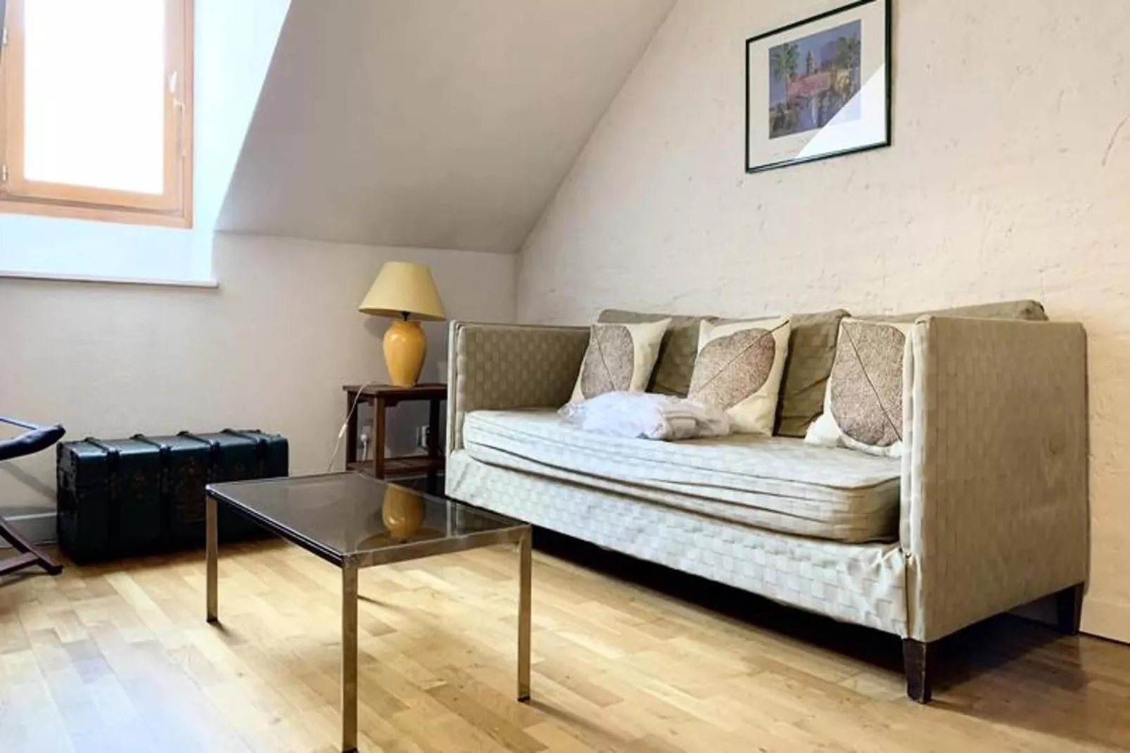 | L'alc&ocirc;ve De Vaucanson 🟡 Centre Historique | Place Vaucanson