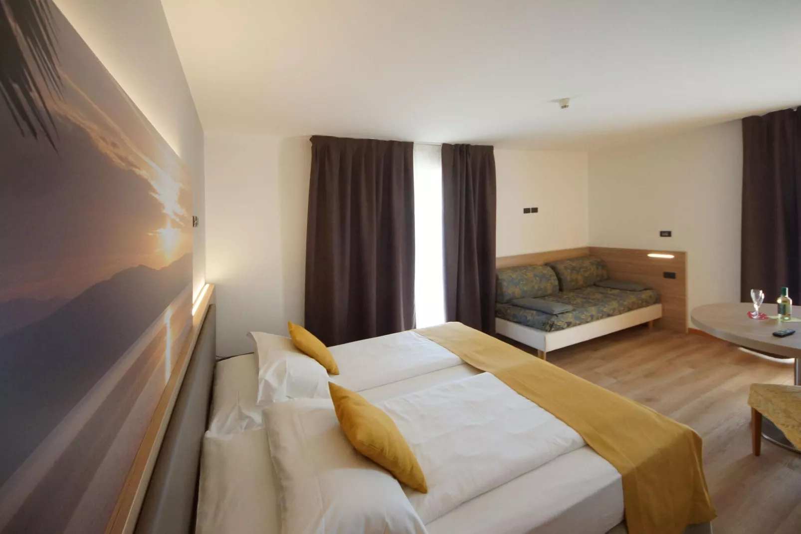Residence Ambassador Suite, Riva del Garda-suite bilo-Slaapkamer