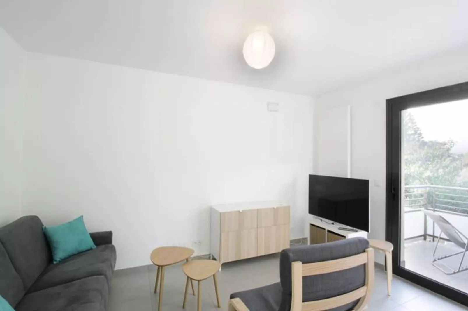 T2 Tout Neuf Entre Lac Et Centre-ville