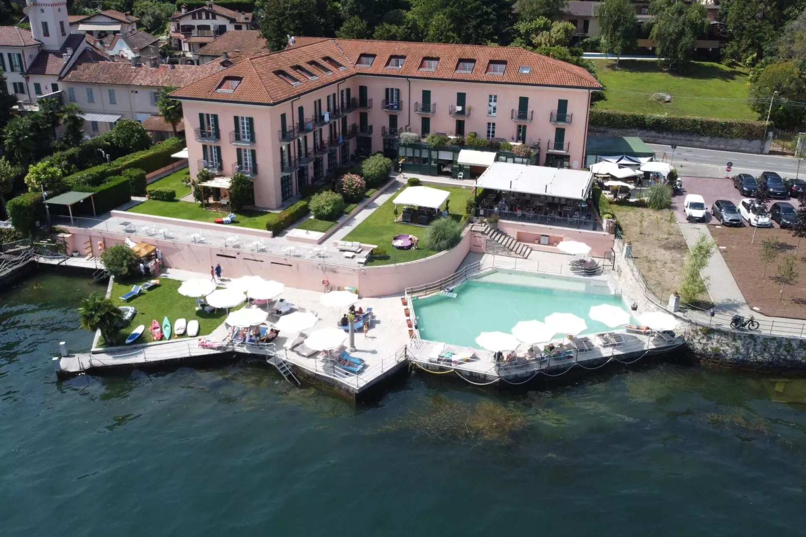 Residence Antico Verbano Meina-Trilo 6-Buitenkant zomer