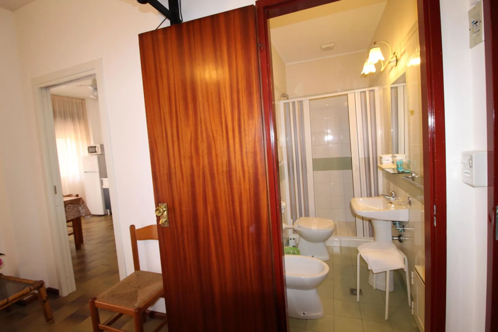 Residence Villa Giardini Giardini Naxos-Bilocale 3 pax con balcone o terrazza-Badkamer