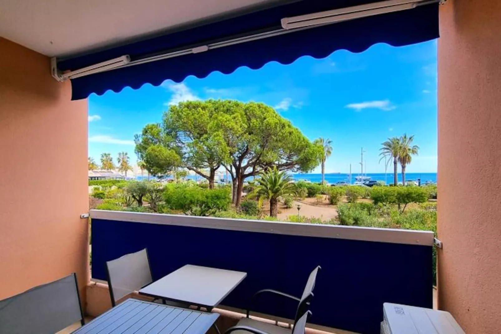 Appartement 4pers - Accès Direct à La Plage/ Fréjus