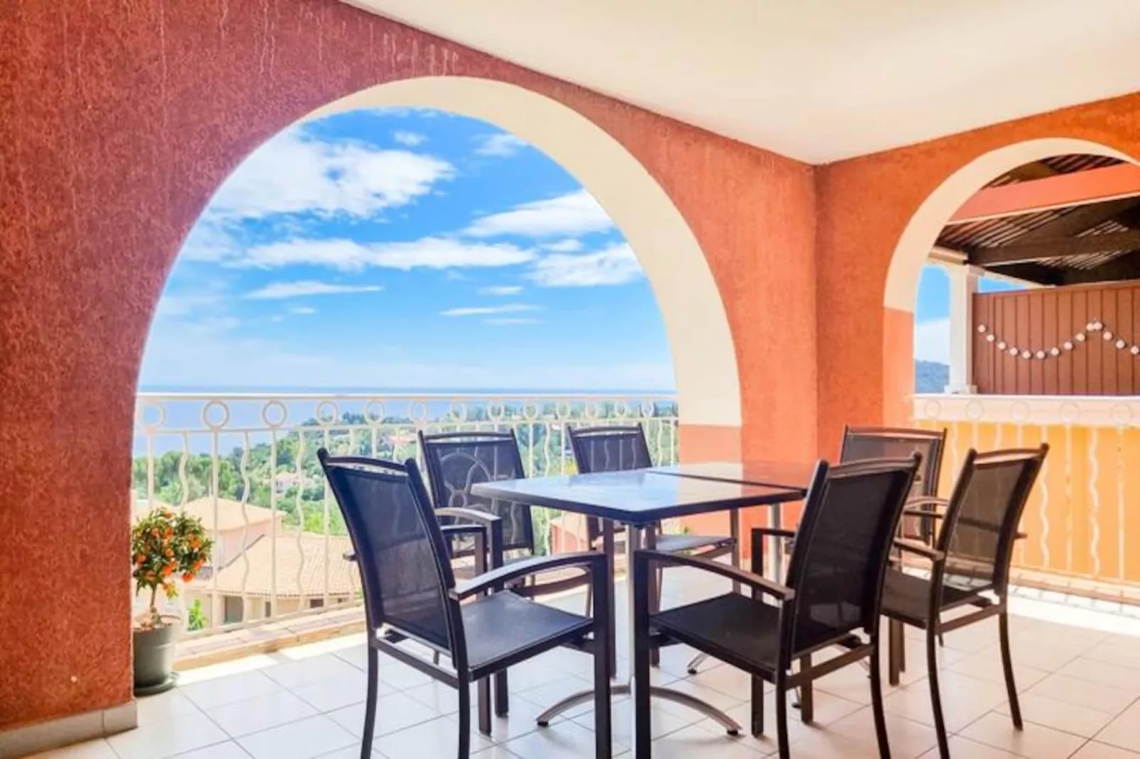 Appartement 6 Pers Vue Mer Pr&egrave;s Des Plages &agrave; Agay