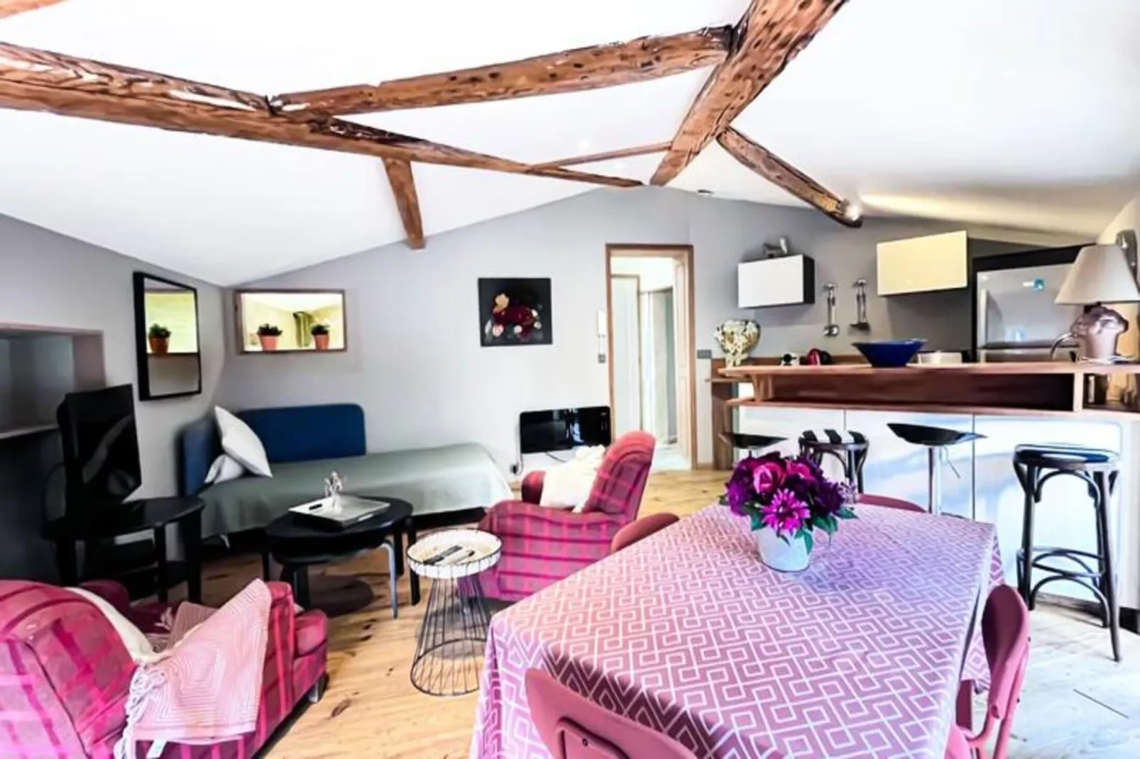 Charmant Appartement Pour 4 Dans Le Centre Ville De Bordeaux