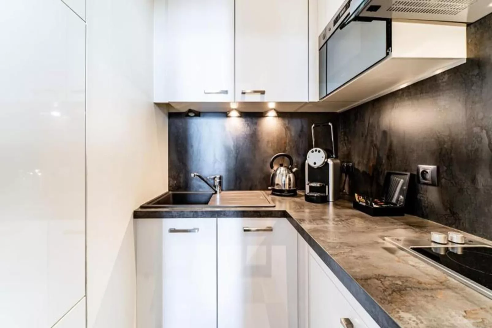 &eacute;l&eacute;gant Appartement Au C&oelig;ur Du Quartier Historique Saint-michel