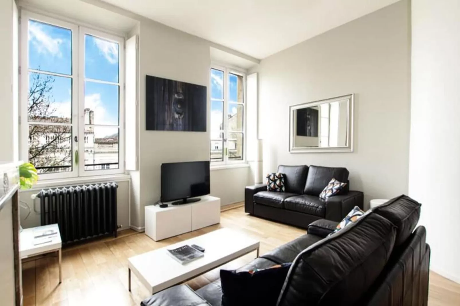 Appartement T3 De Prestige Proche Du Jardin Public De Bordeaux