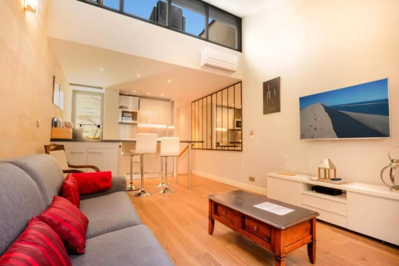 Superbe Duplex De Qualit&eacute;, En Hypercentre Avec Rooftop Et Climatisation