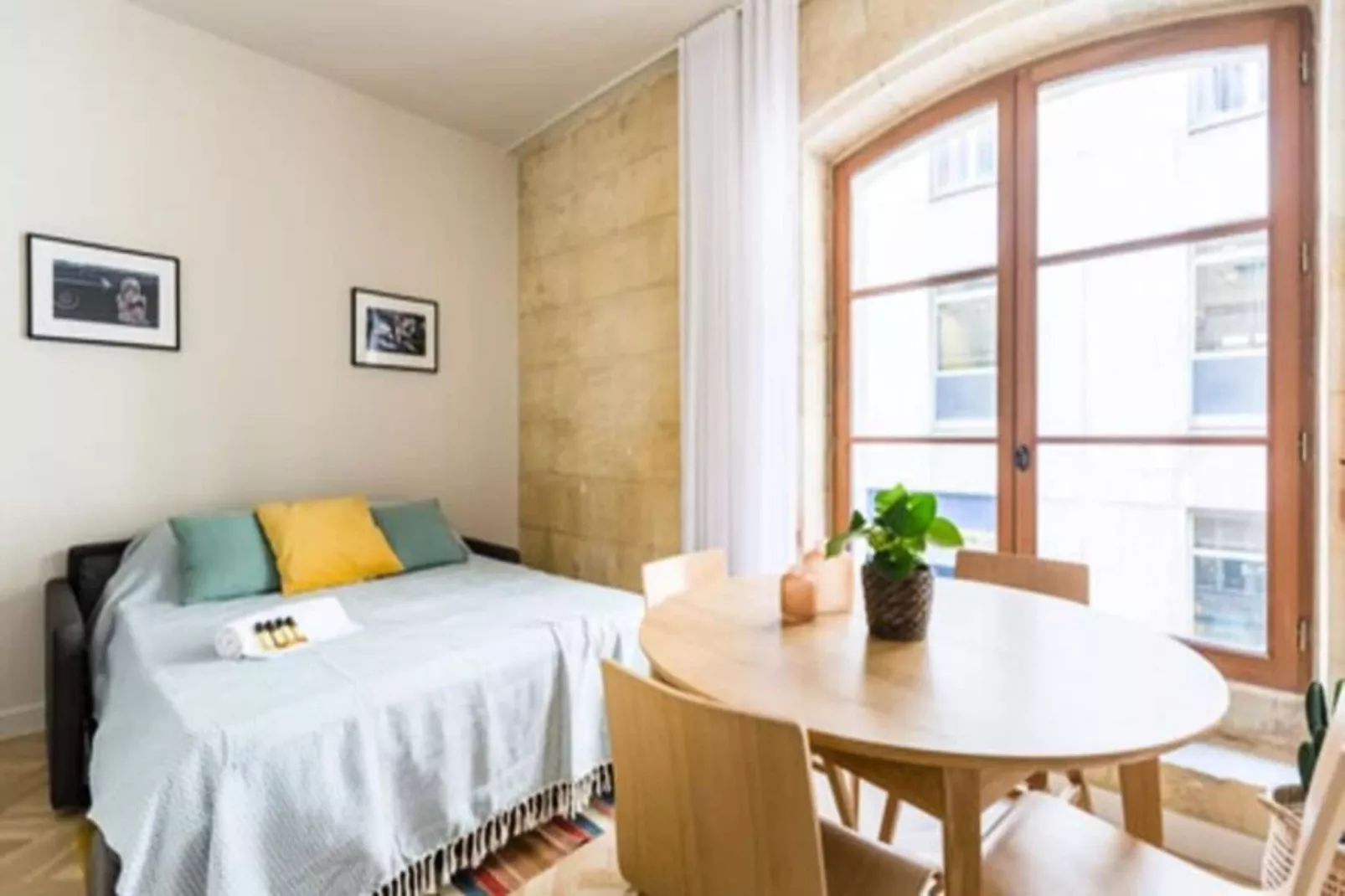 Superbe Appartement Typiquement Bordelais En Hypercentre Pour 4 Personnes