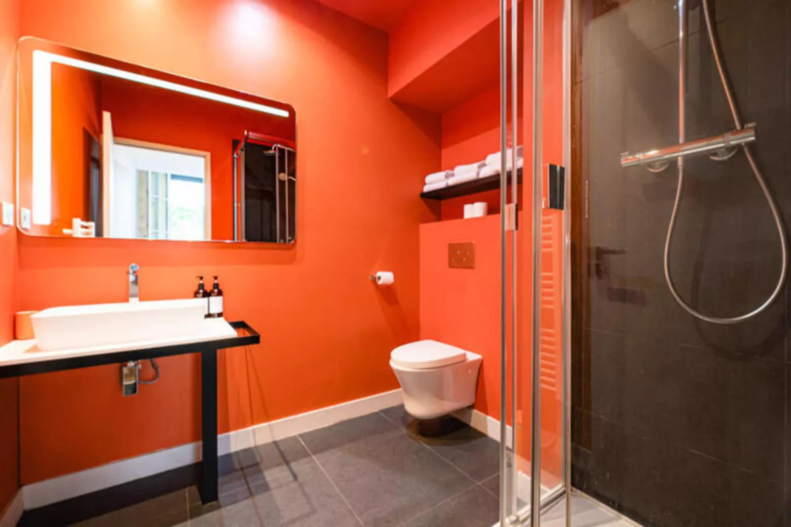 Magnifique Appartement 2 Chambres Avec Terrasse