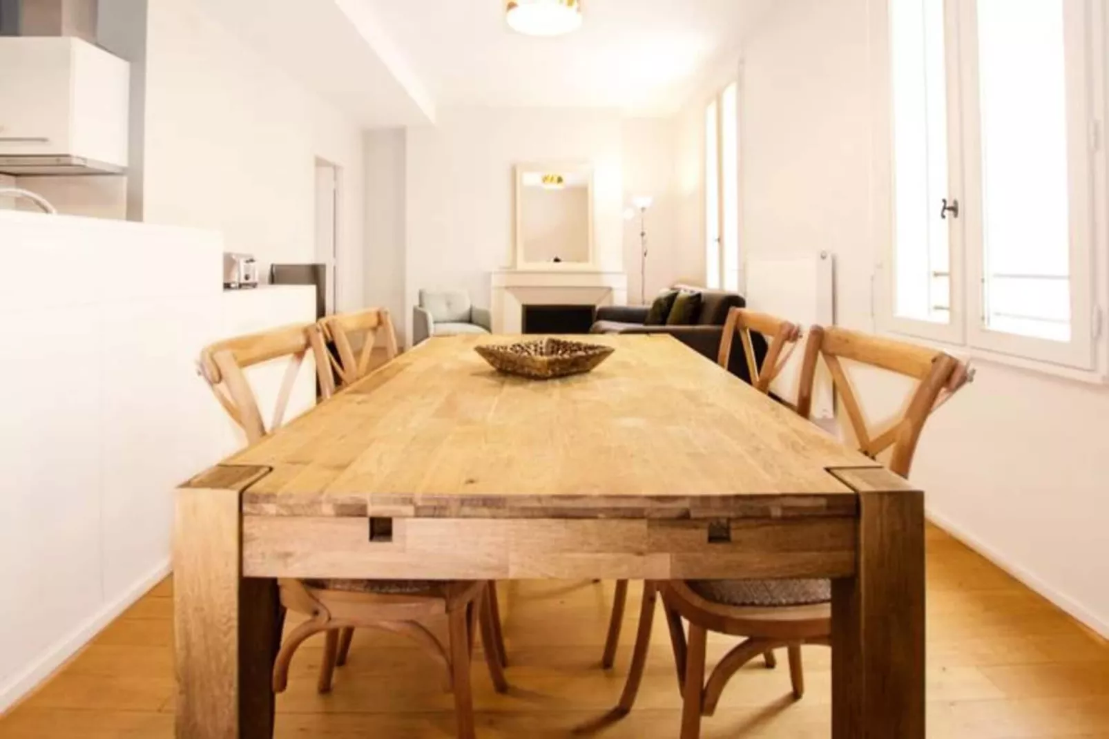 Superbe T2 Aux Prestations De Qualit&eacute; Au Jardin Public Pour 4 Personnes