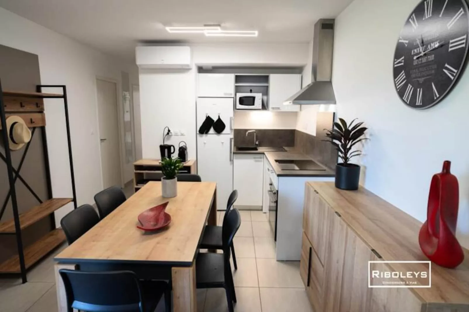 T4 Climatis&eacute; Avec Piscine &agrave; 400m De La Mer