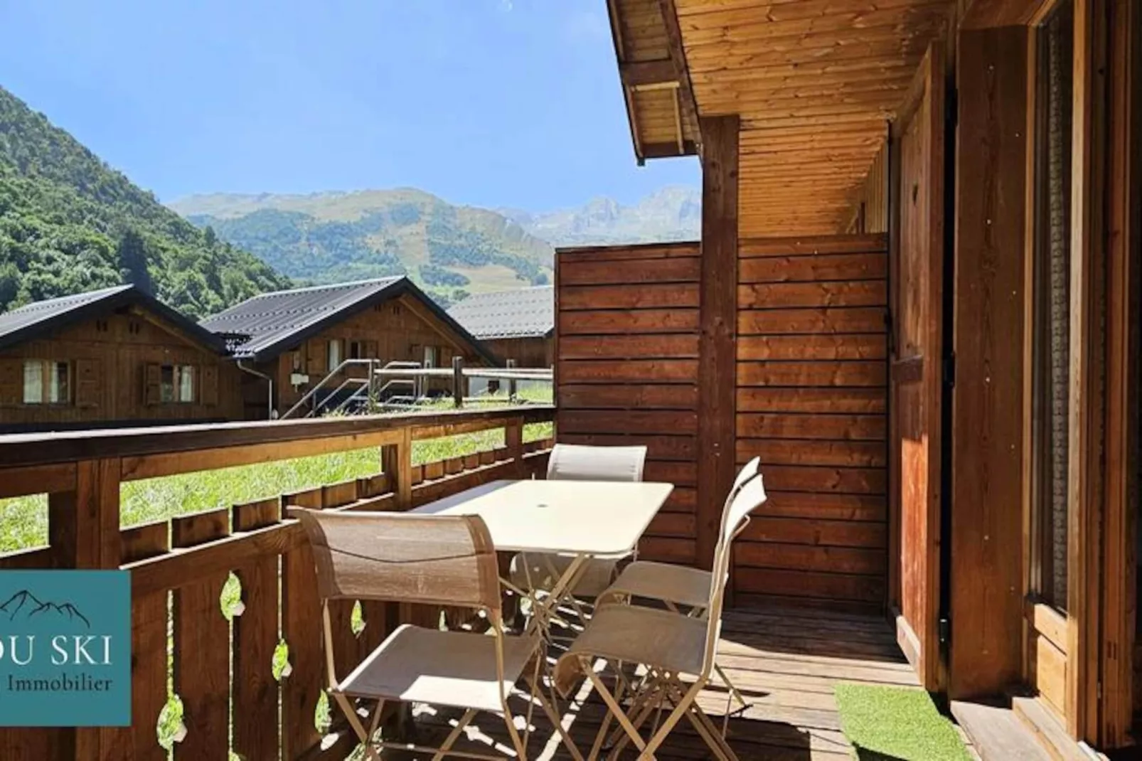 Les Chalets De L'arvan