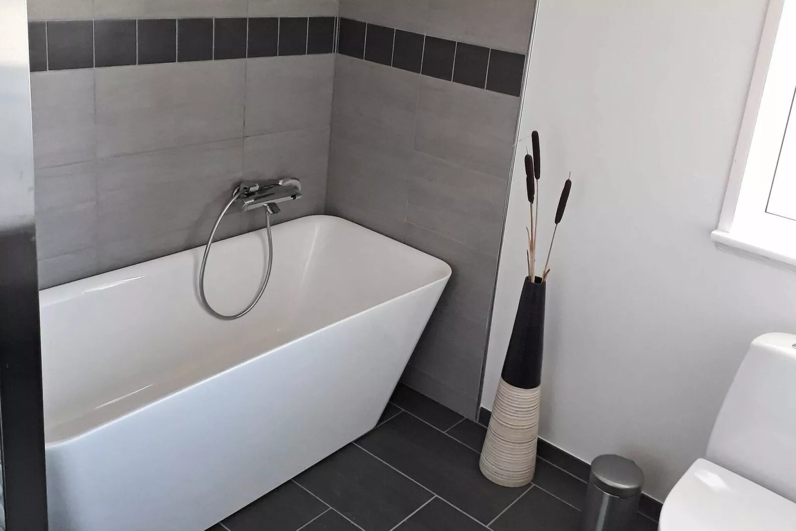 Moderne toevlucht bij Skovmose-By Traum-Binnen