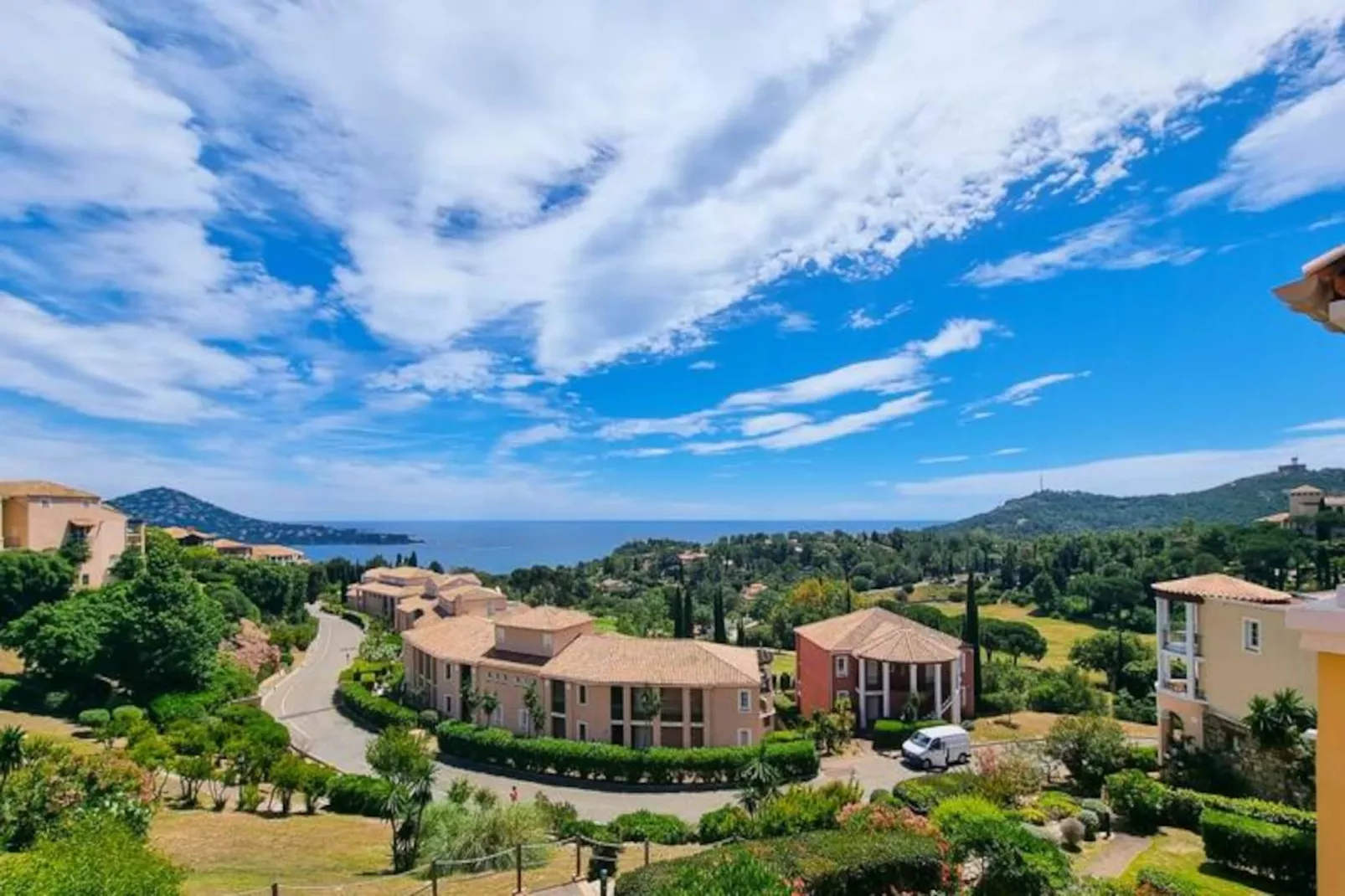 Appartement 6 Pers Vue Mer Pr&egrave;s Des Plages &agrave; Agay