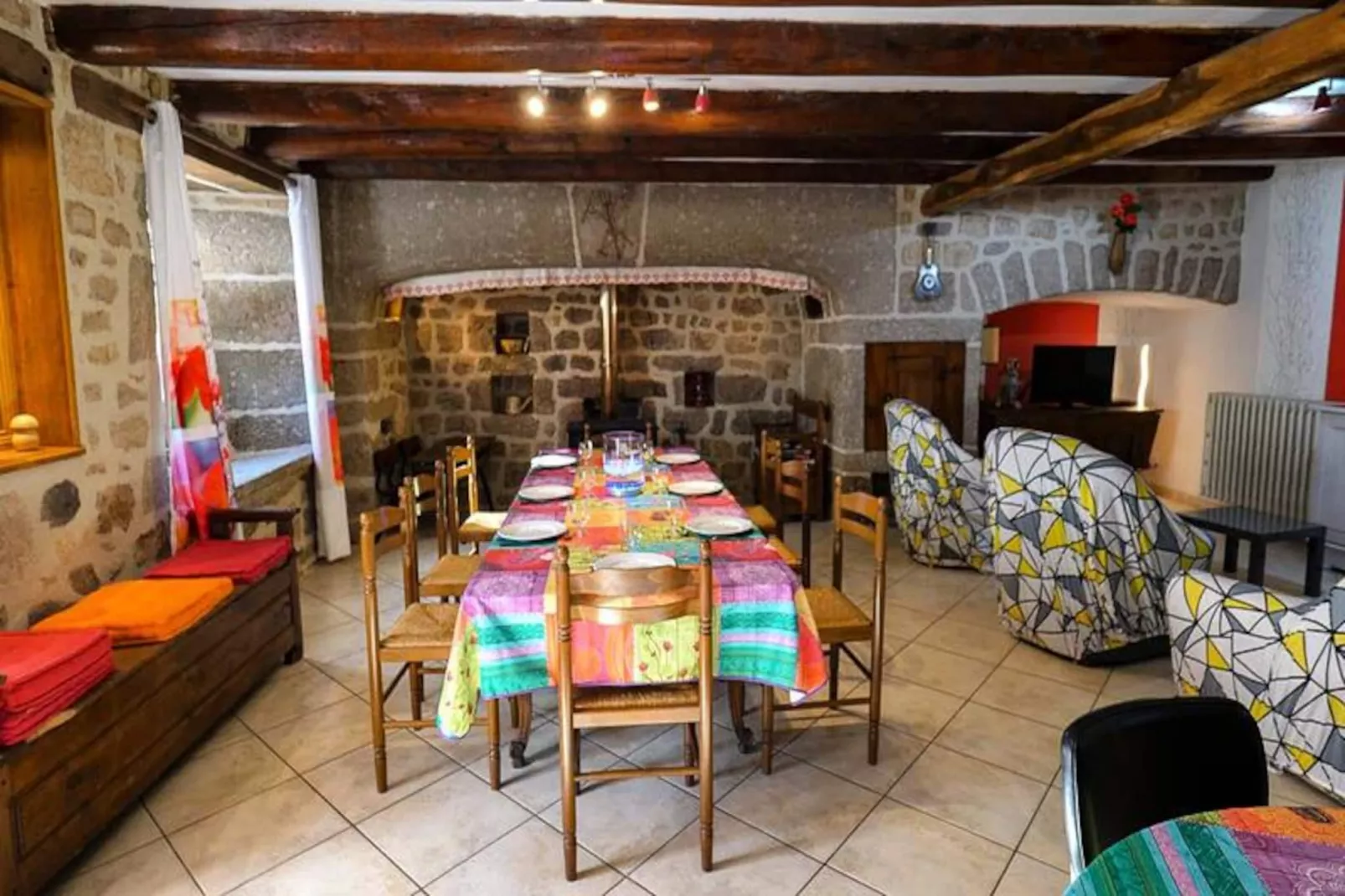 Gîte de France Gîtes de france 11 personnes au teil 3 épis