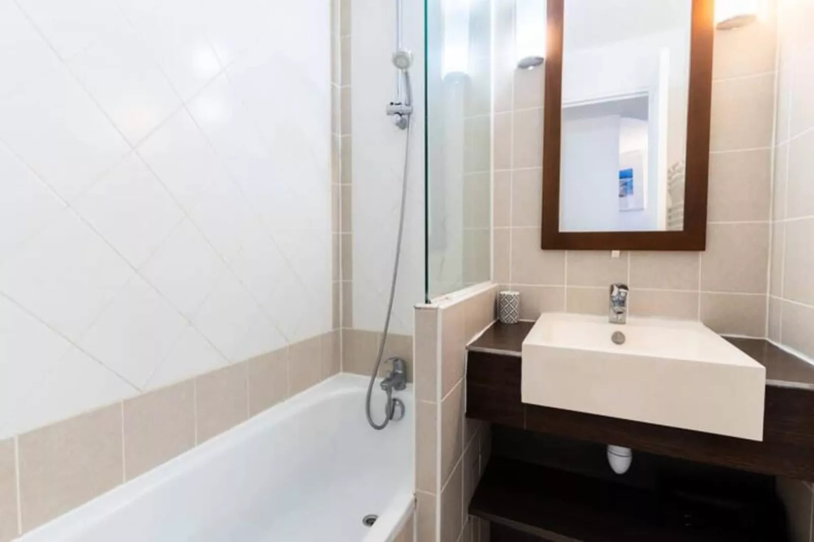 Résidence Appartement Pour 5 Pers Avec Piscine Tennis Et Parking Gratuit 227