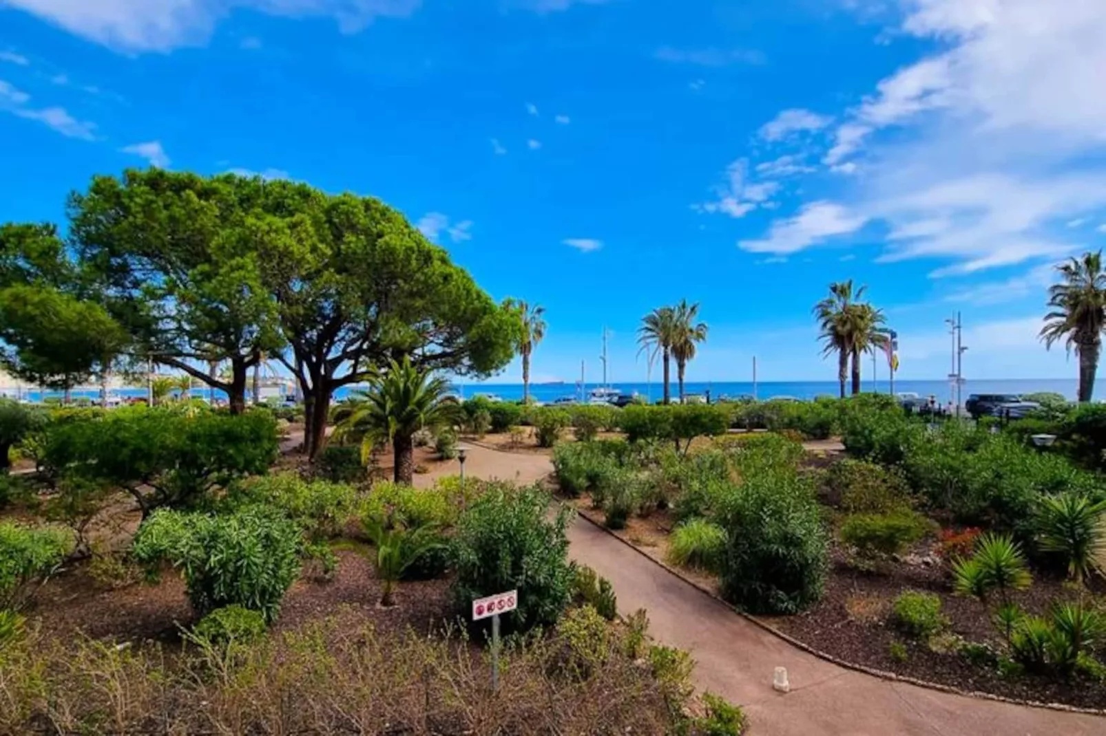Appartement 4pers - Accès Direct à La Plage/ Fréjus