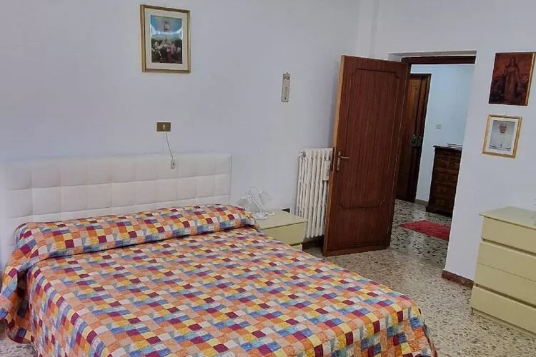 Appartamento a Tagliacozzo-Slaapkamer