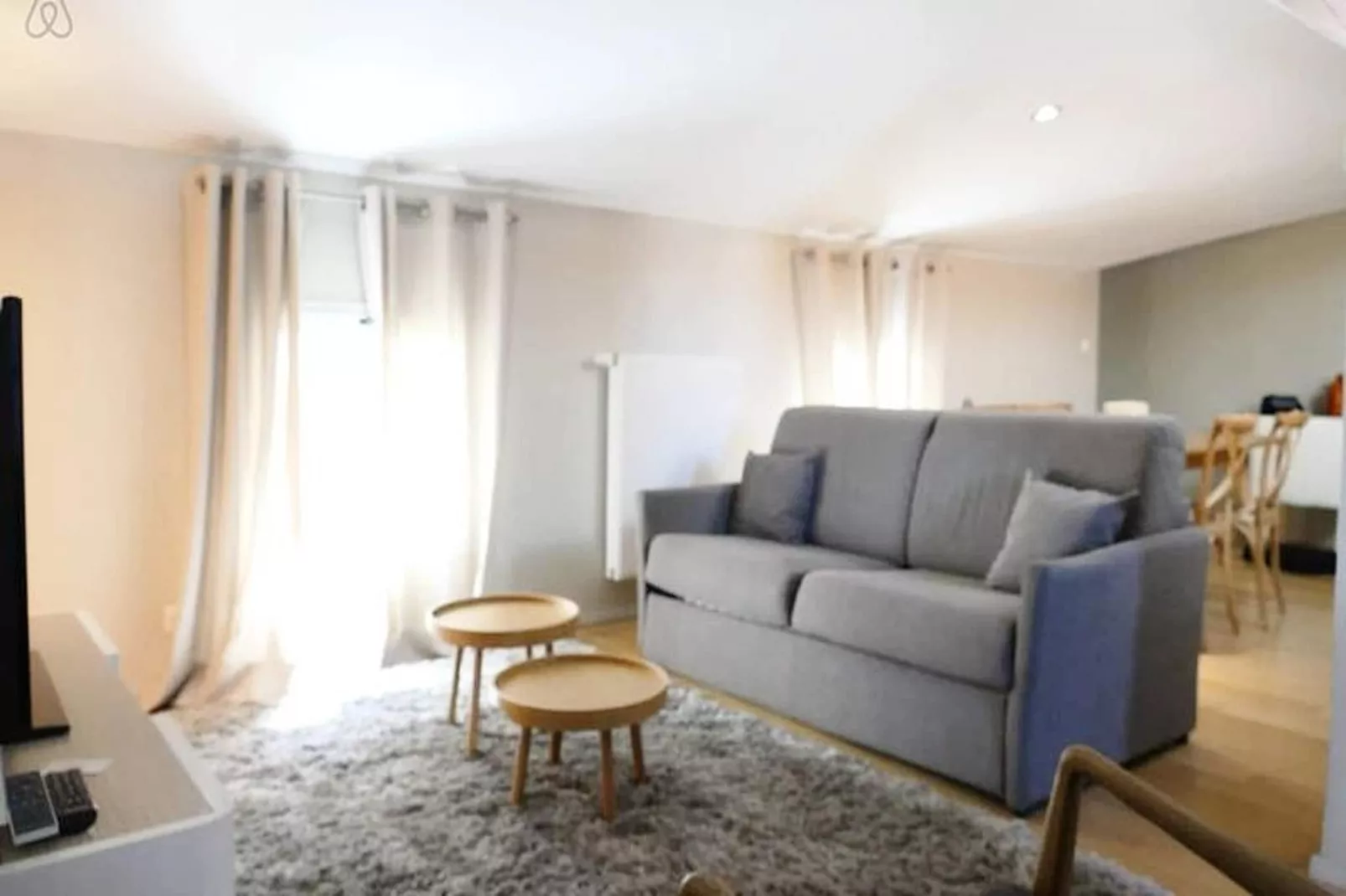 Superbe T2 De Qualit&eacute; Et R&eacute;nov&eacute;, Au Jardin Public, Pour 4 Personnes