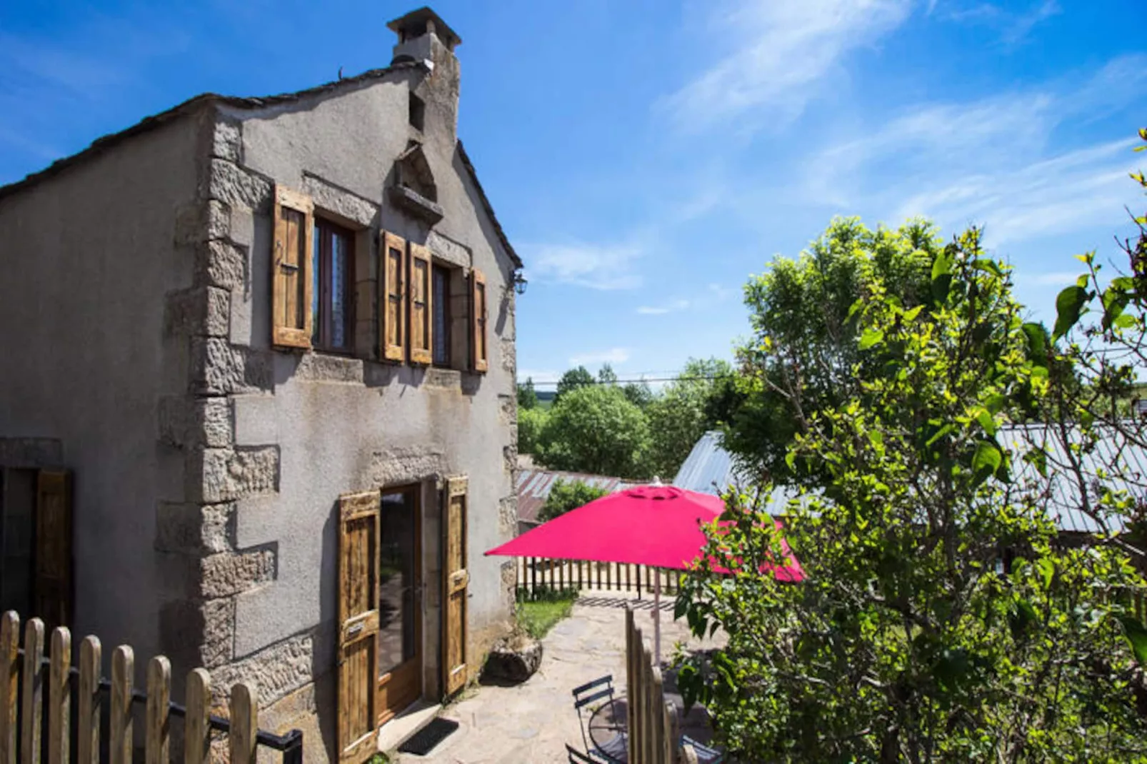 Gîte de France Gîtes de france 2/4 personnes à la peyre 2 épis