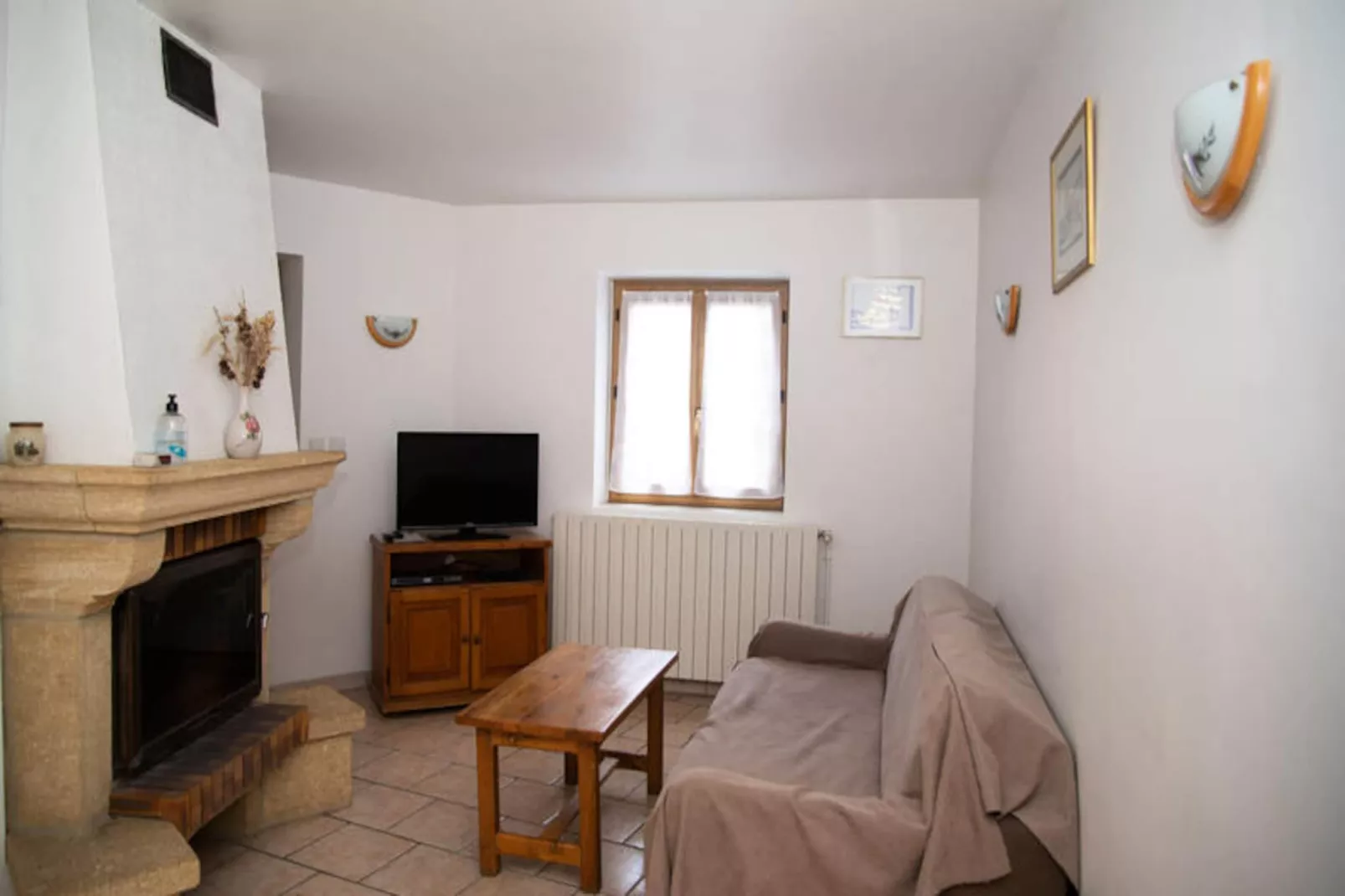 Gîte de France Gîtes de france 4/6 personnes à chasseradès 3 épis