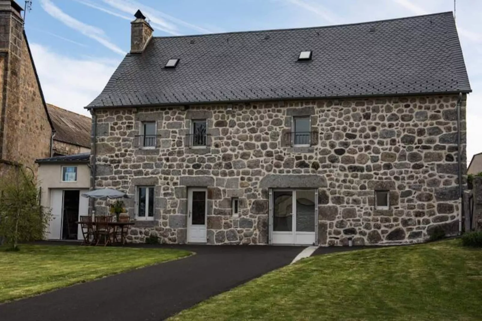 Gîte de France Gîtes de france 3 épis 8 personnes à malbouzon 3 épis