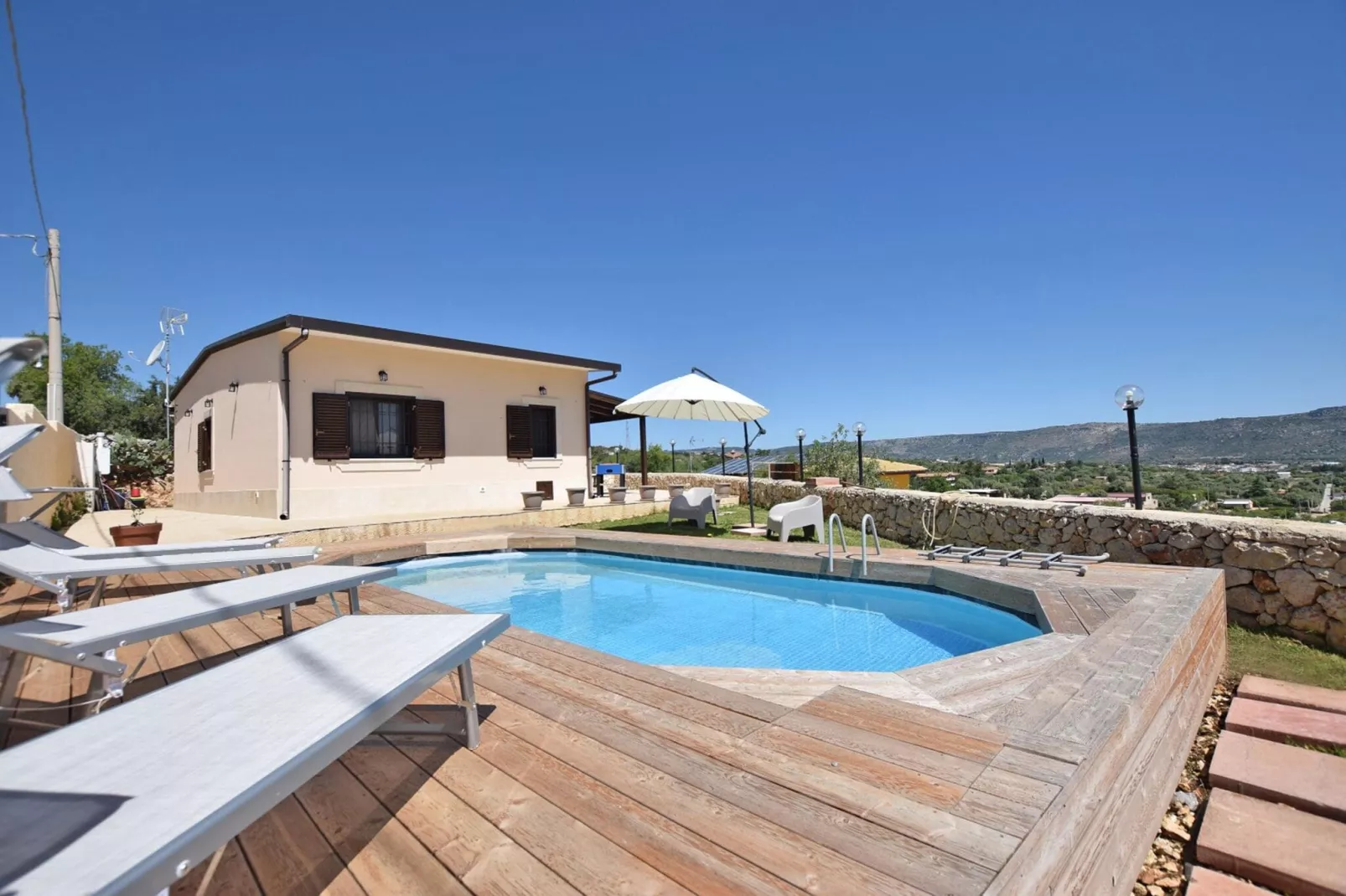 Holiday home Floridia - Villa Bellavista mit Privatpool-Zwembad