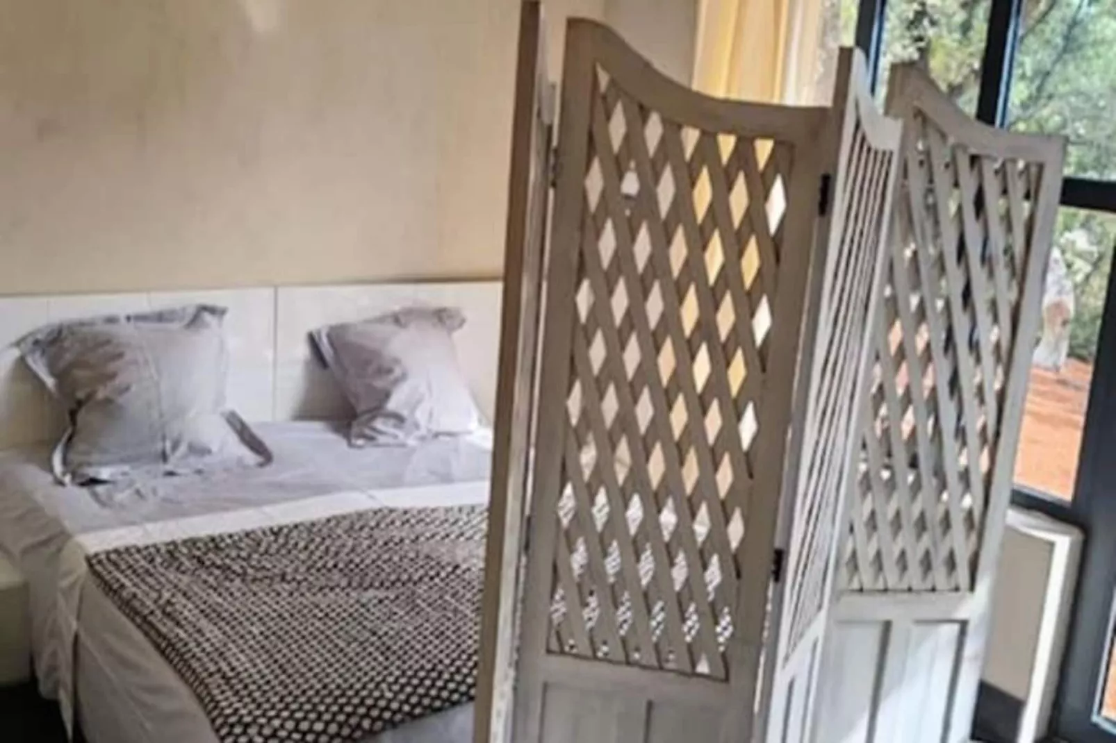 La Roseraie- Pernes-les-fontaines