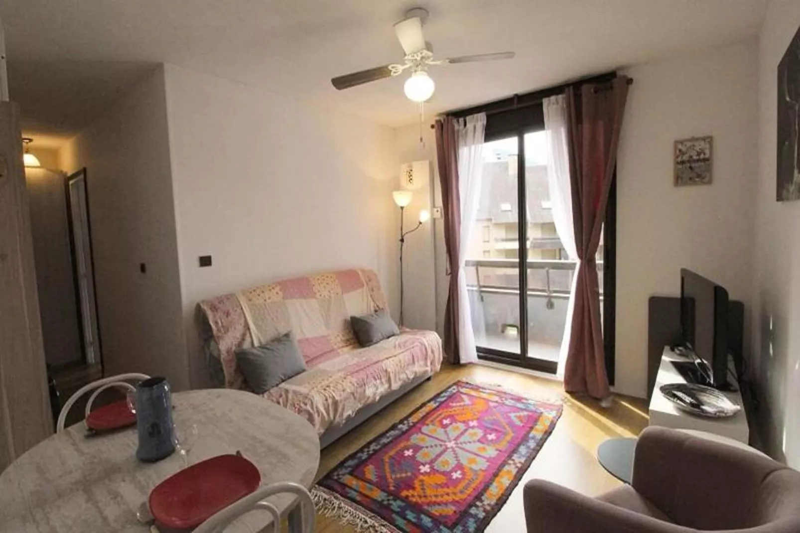 Résidence Terrasses D'etigny-Woonkamer