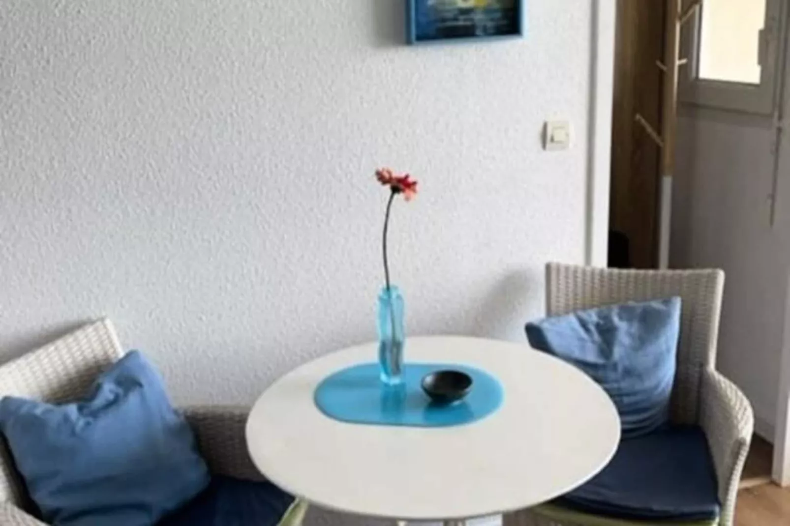 L'&eacute;l&eacute;gance Vue Mer Avec Piscine.-Image-tags.