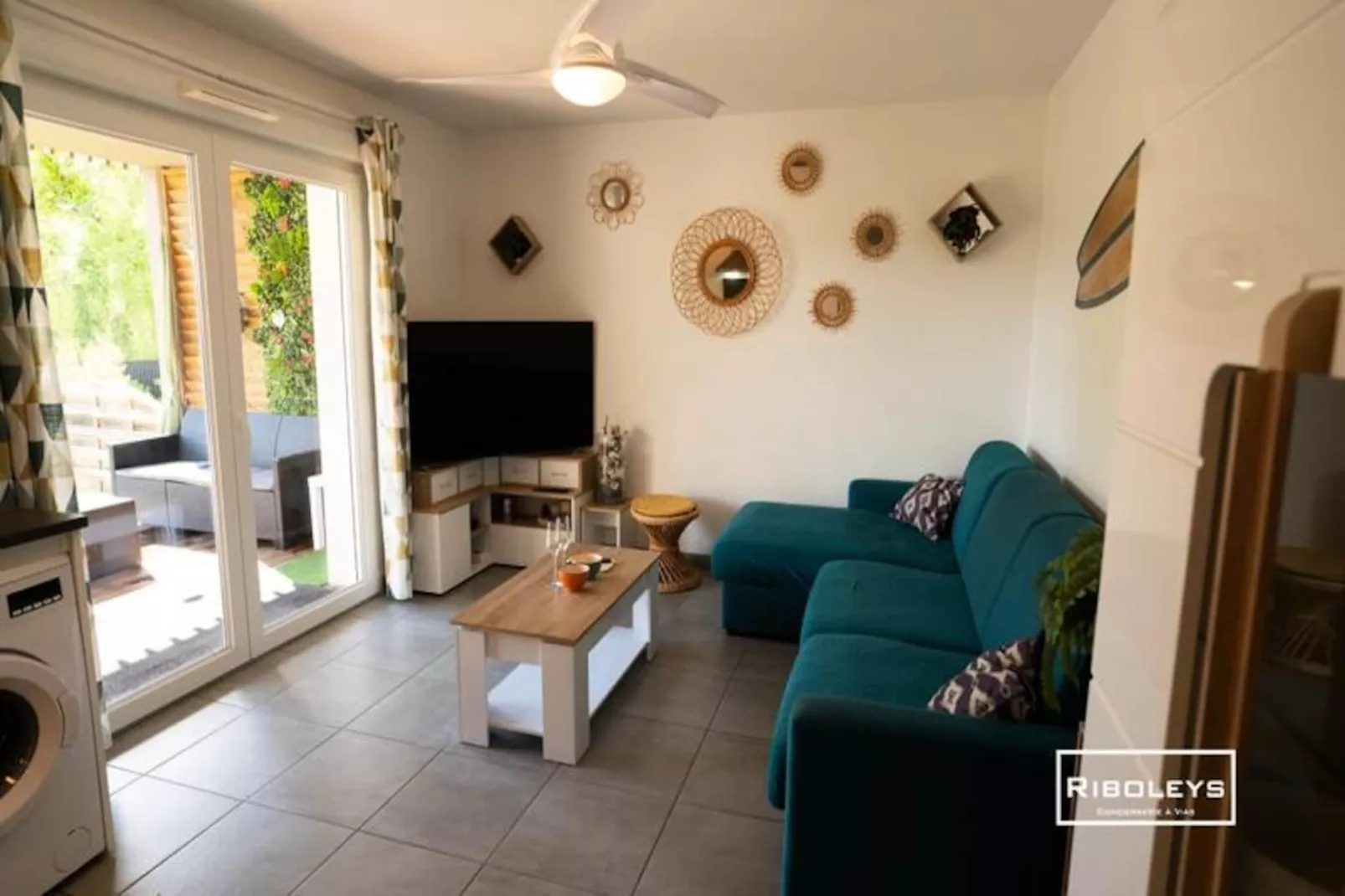 T2 Climatis&eacute; Avec Wifi Et Piscine-Image-tags.