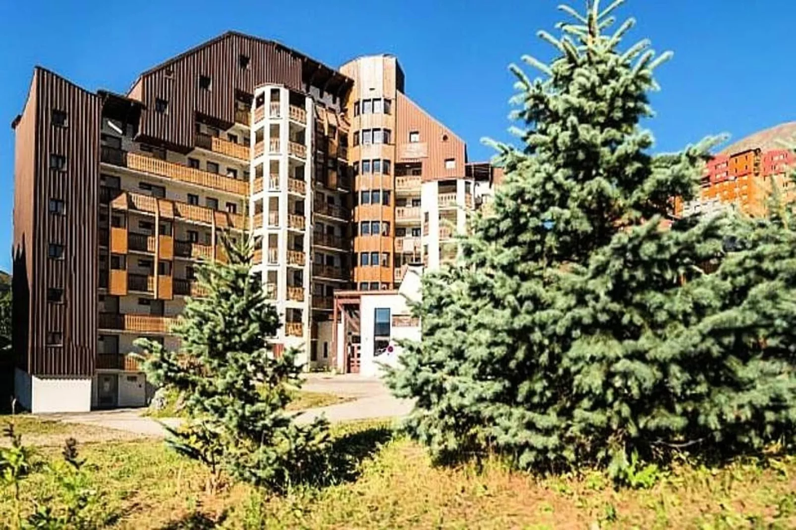 Résidence Les Mélèzes - Maeva Home-Buitenkant zomer