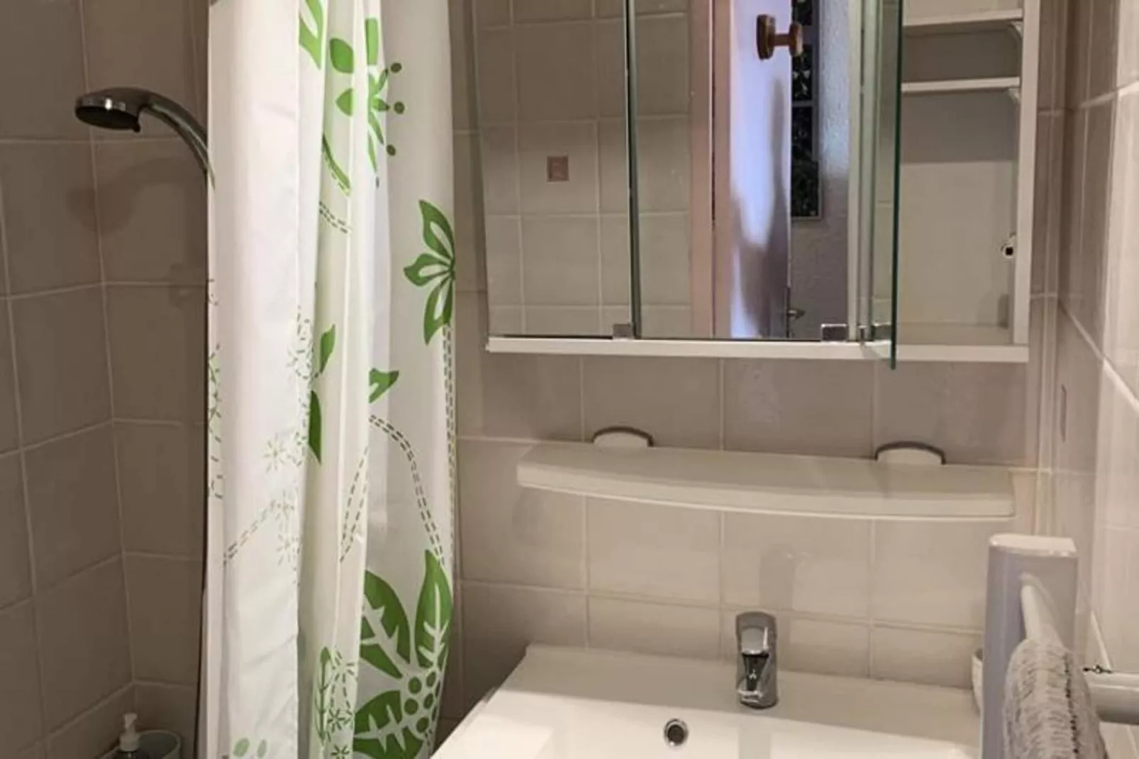 Résidence Balcons D'huez - Badkamer