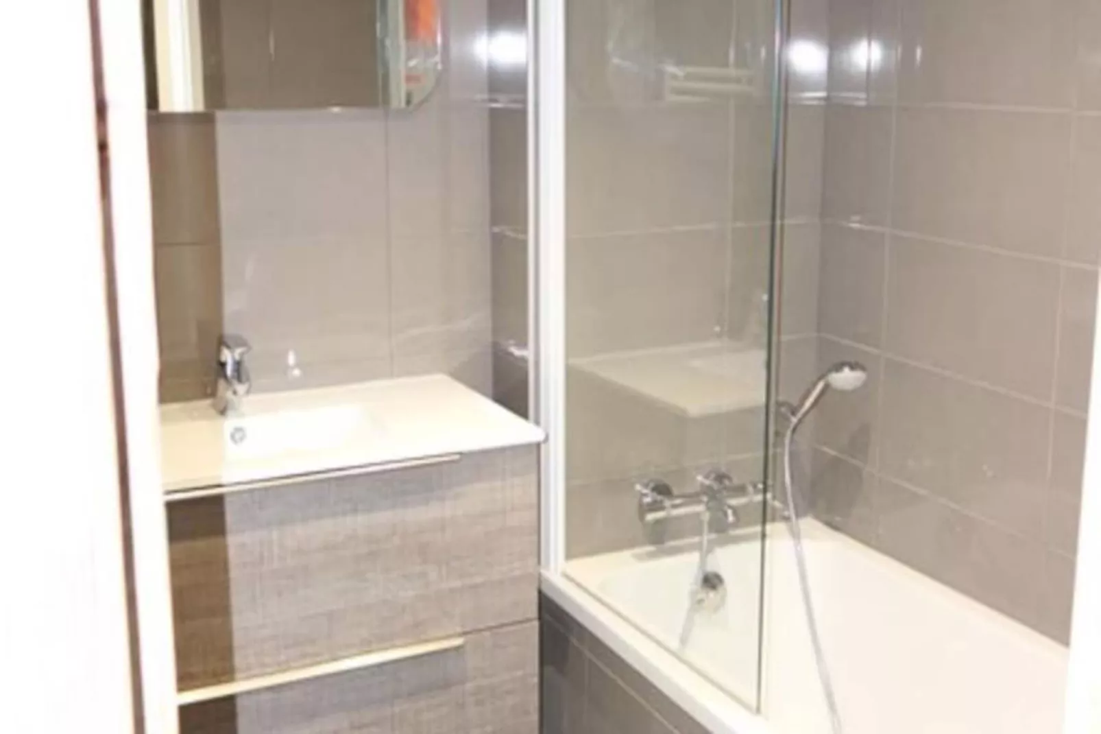 Résidence Taburle-Buitenkant zomer