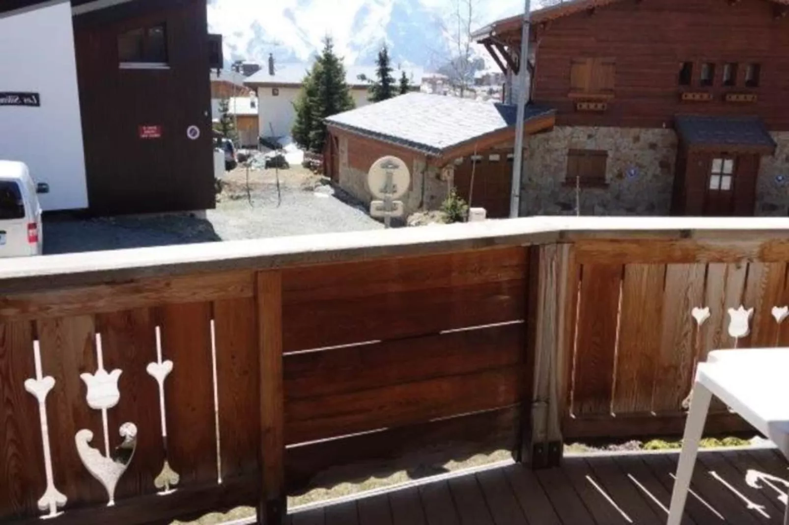 Chalet Alpina-Buitenkant zomer