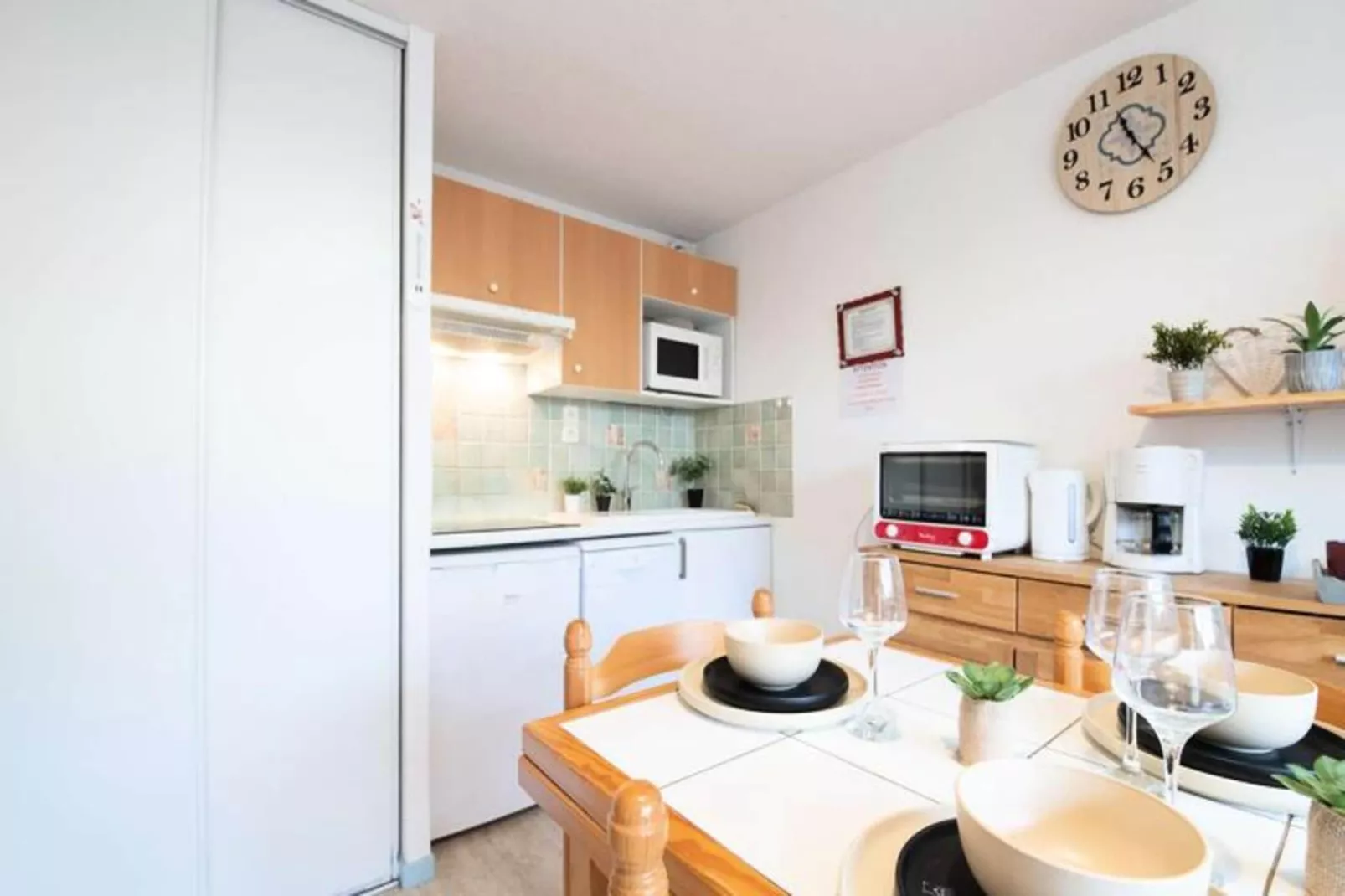 Résidence Portes Du Soleil B-Eetkamer