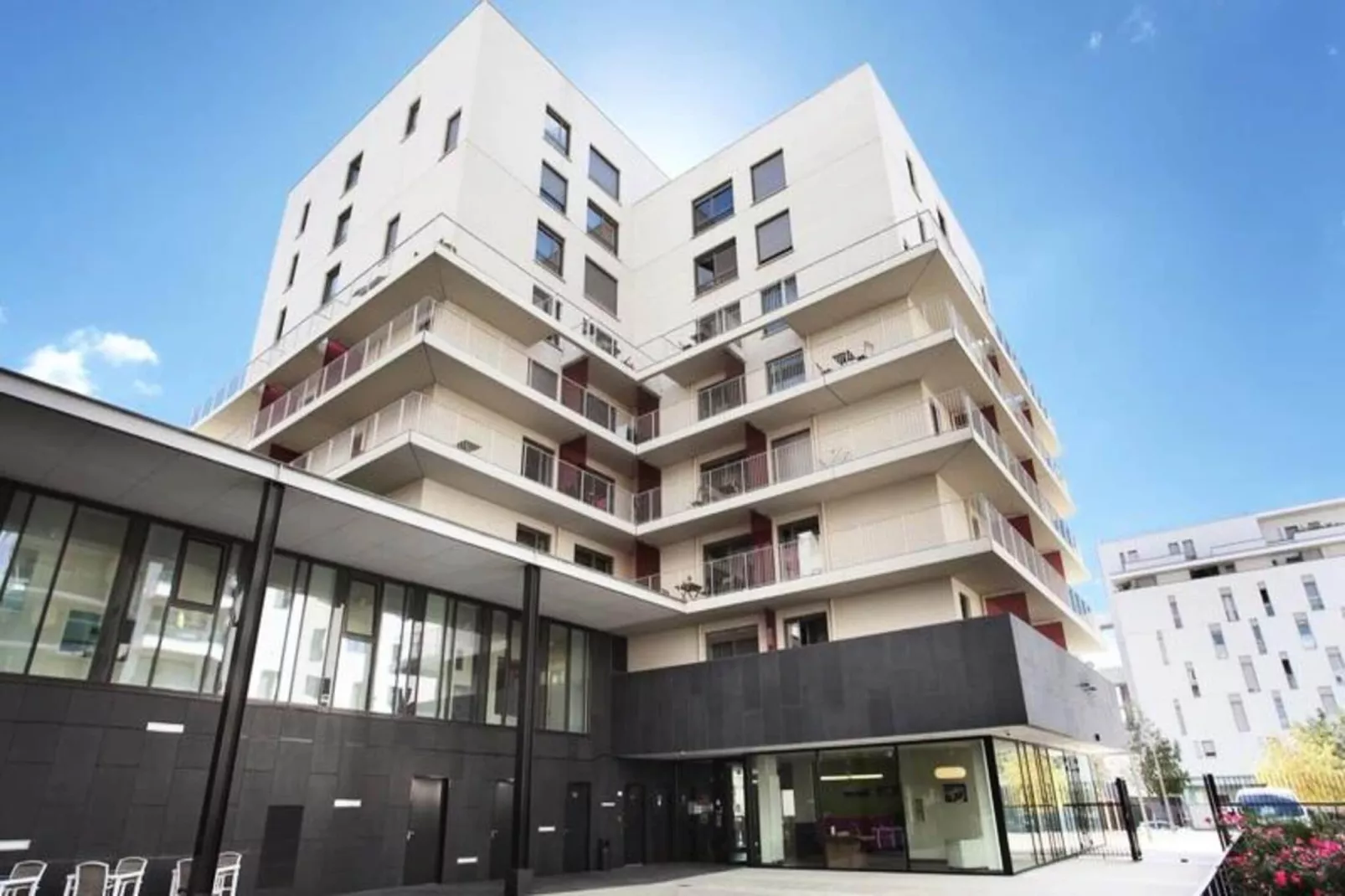 Appart'hôtel Odalys Confluence-Buitenkant zomer