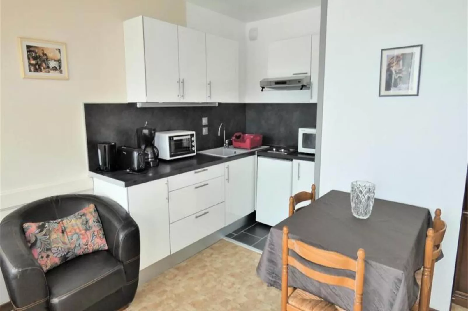 Résidence Le Chateau Durieux 3-Keuken