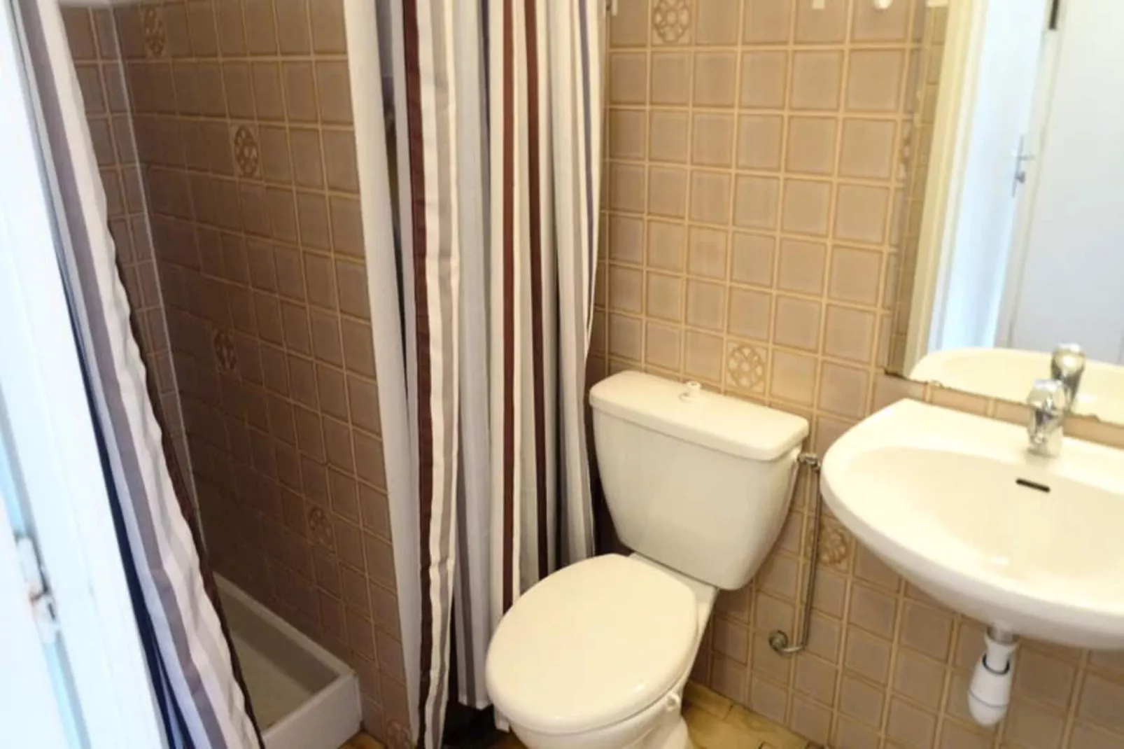 Résidence Le Chateau Durieux 3-Badkamer