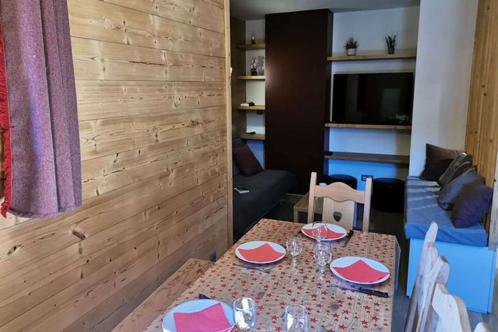 Résidence Lauziere Dessous-Eetkamer