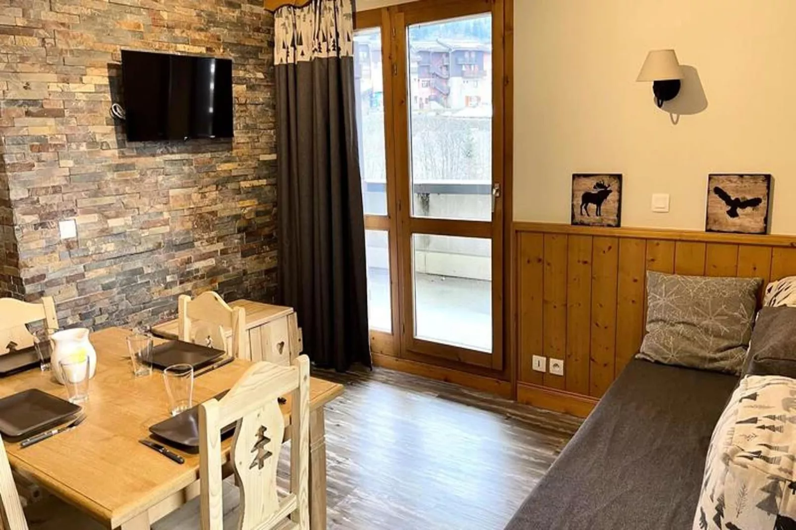 Résidence Valeriane-Eetkamer