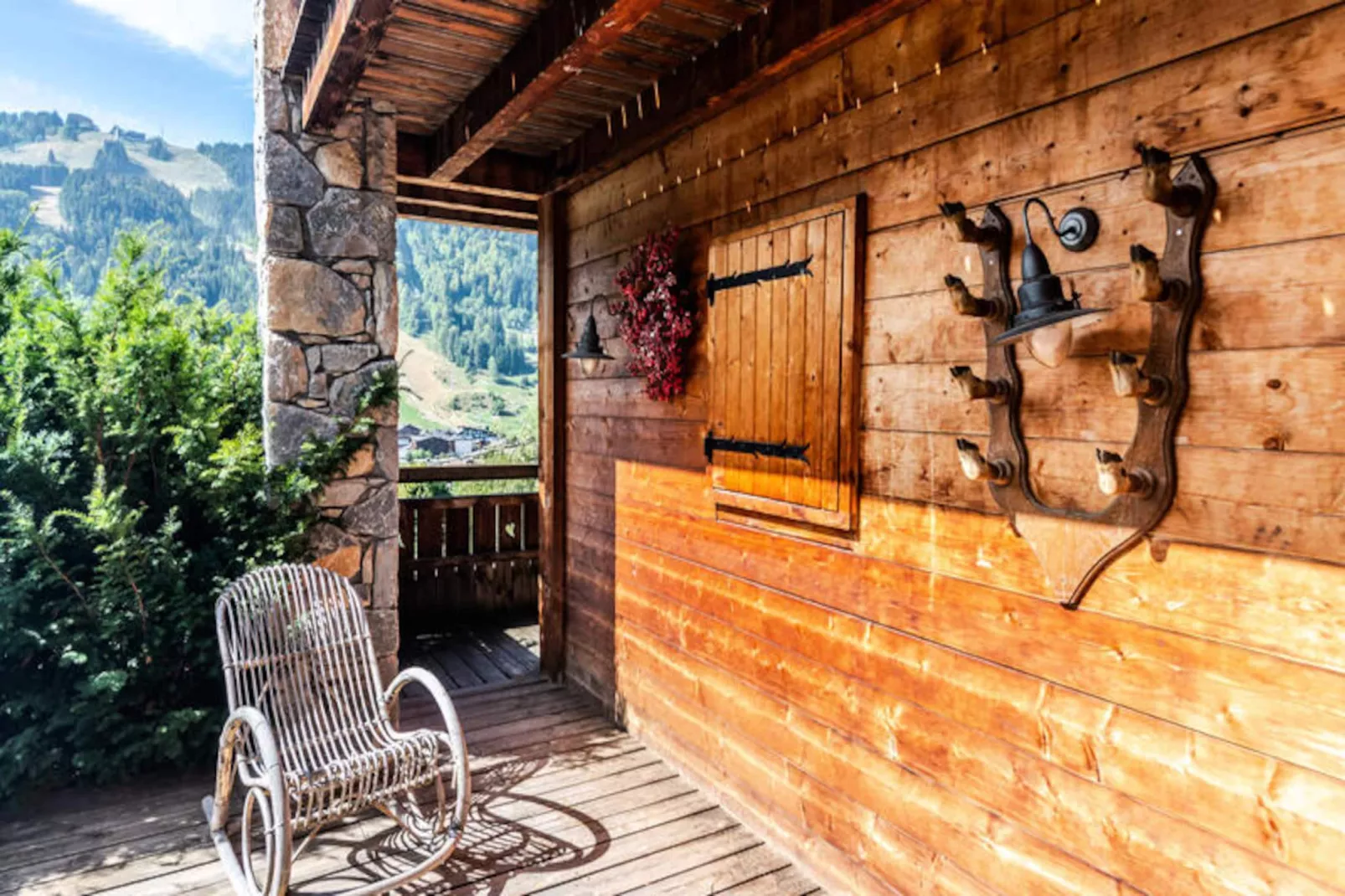 Chalet As De Coeur-Image-tags.
