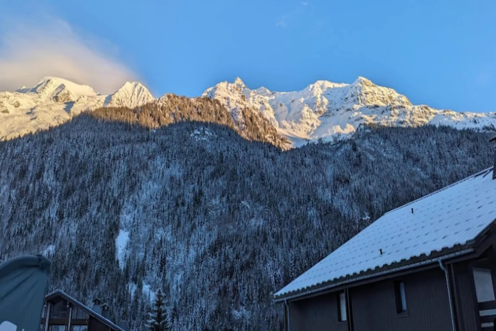 Résidence Bel'aval-Buitenkant zomer